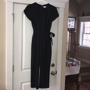 ⛄️Calvin Klein Classic Black Jumpsuit Sz 6 VGUC. Flutter sleeve. ⛄️